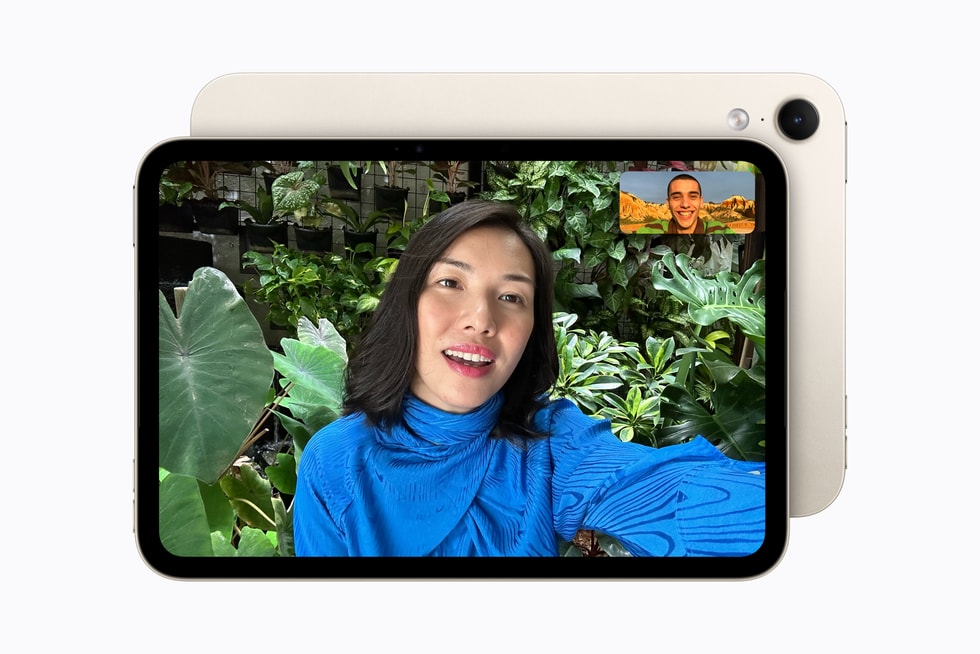 Apple iPad mini(A20 Pro)でビデオ通話をしている画面と背面カメラ