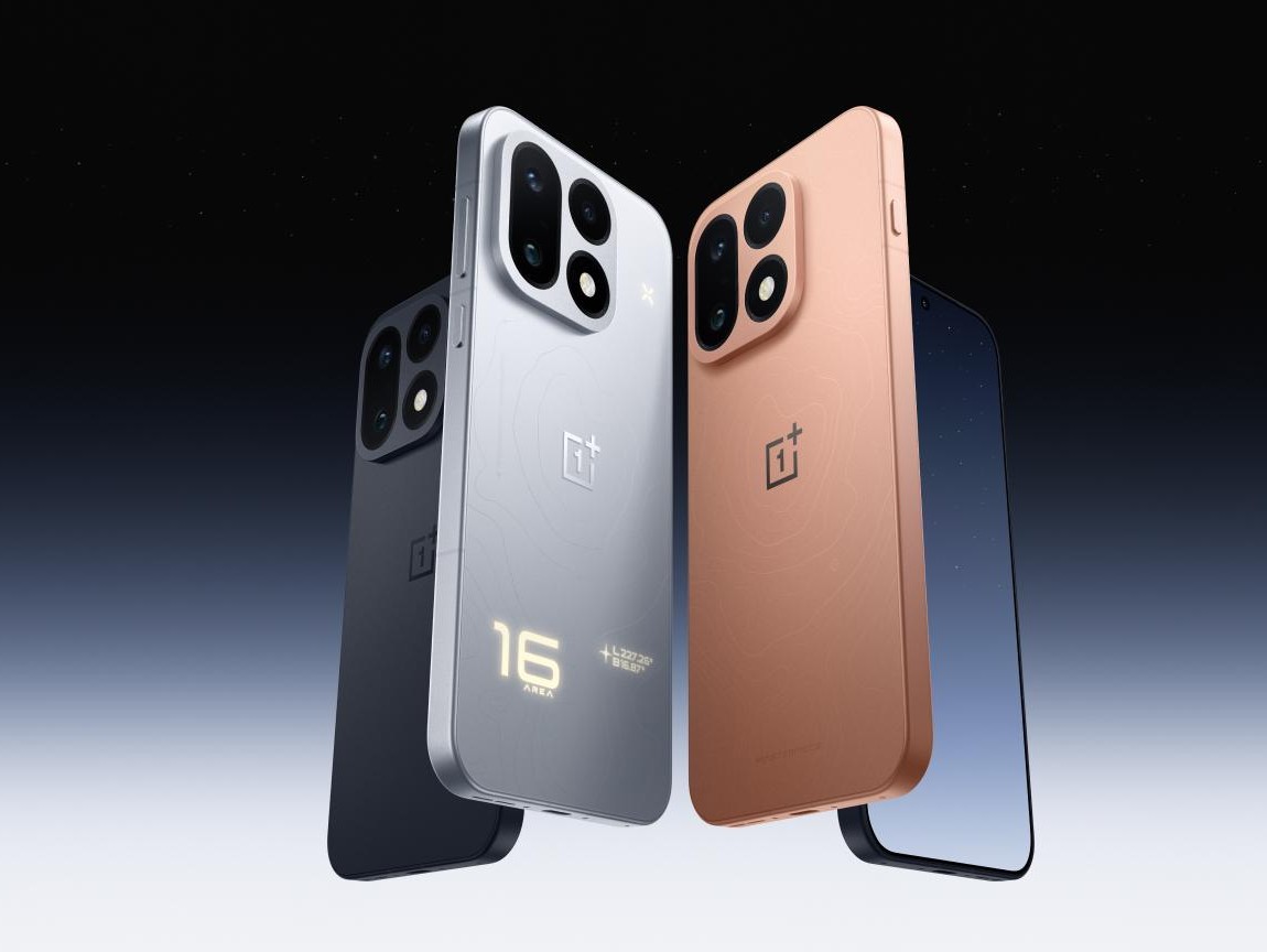 OnePlus 16のシルバー・オレンジ・ブラックの背面と前面